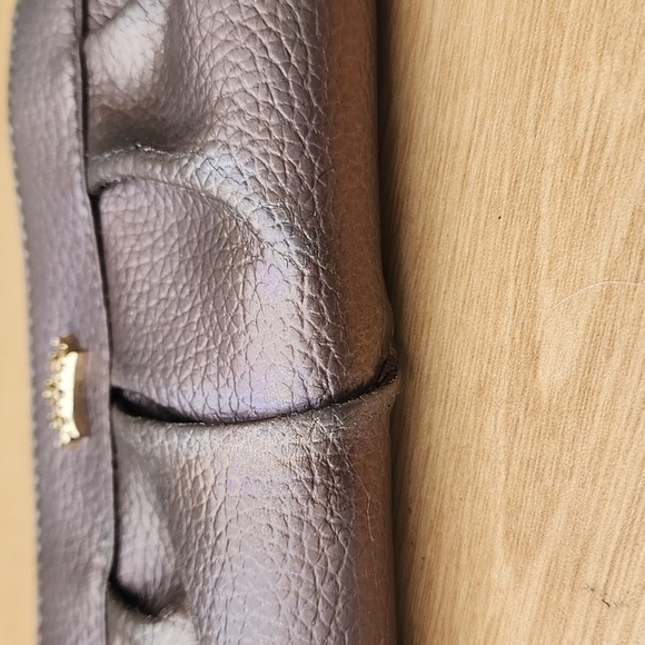 Juicy Couture Iridescent Convertible Purse Wallet - Picture 6 of 15